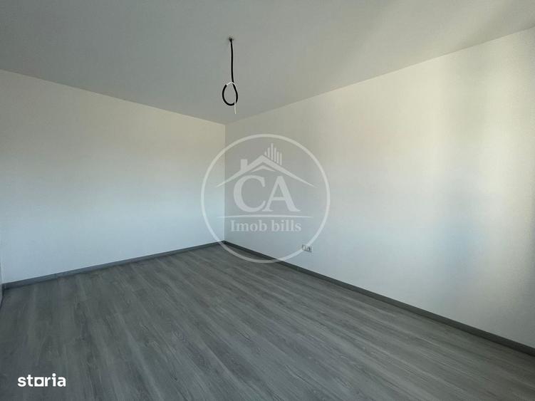 Casă cu 4 camere decomandat în Leș