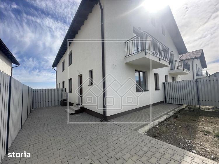 Casă cu 4 camere cu Teren 145 Mp în Tineretului