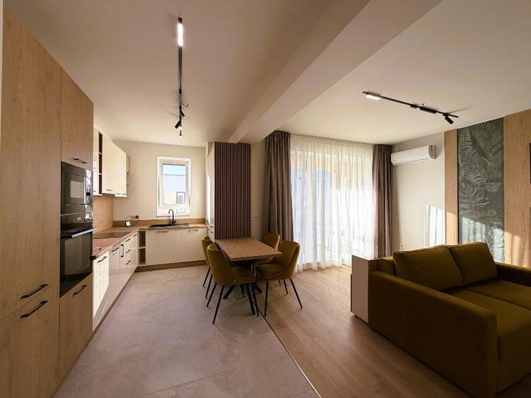 Apartament cu 2 camere semidecomandat, mobilat în Tractorul