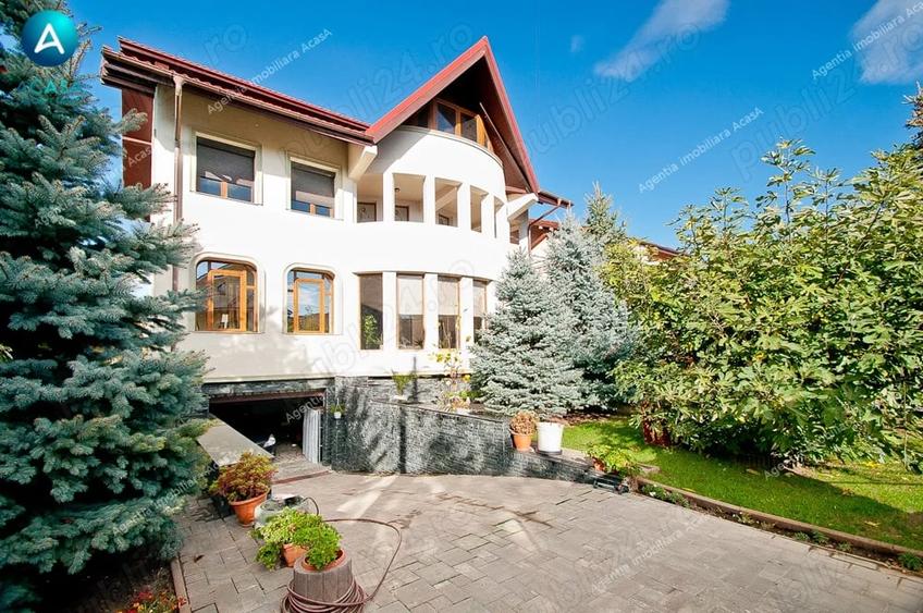 Casă cu 6 camere cu Teren 500 Mp în Nord