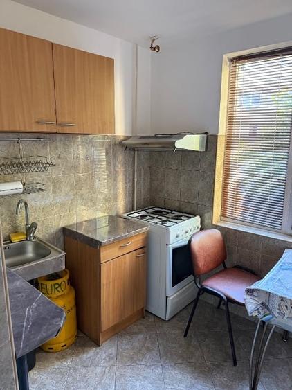 Apartament cu 2 camere decomandat în Complex Studențesc