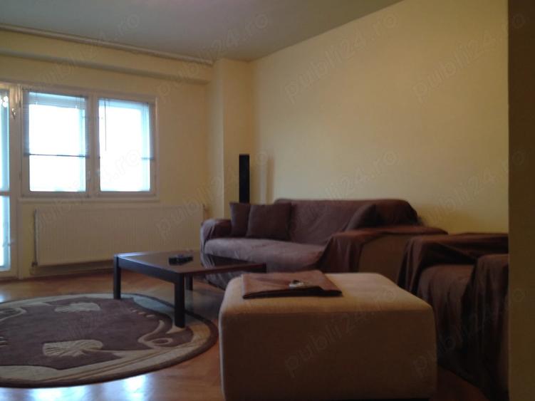 Apartament cu 3 camere decomandat, mobilat în Basarab