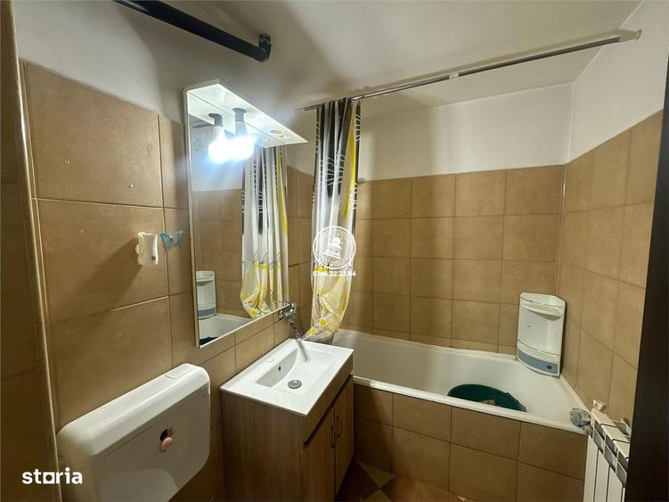 Apartament cu 4 camere decomandat, mobilat în Metalurgie