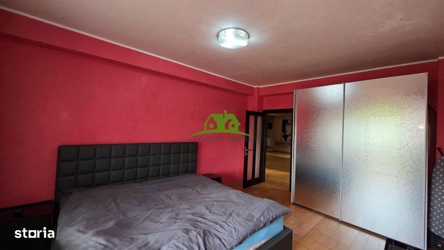 Apartament cu 3 camere în Republicii