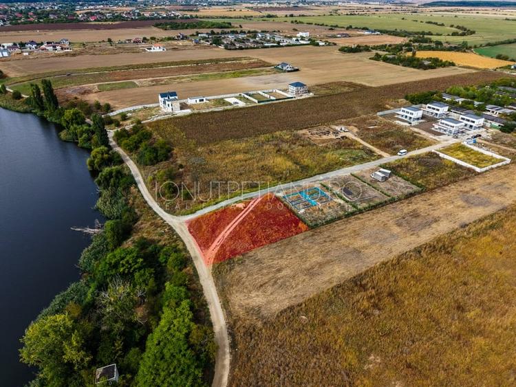 Teren Construcții intravilan de 1200 mp, în Balotești