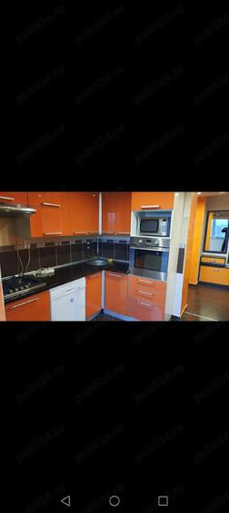 Apartament cu 3 camere decomandat în Nufărul