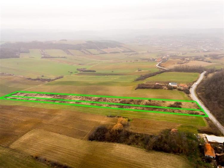 Teren Construcții intravilan de 13041 mp, în Burzuc