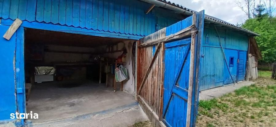 Casă cu 4 camere cu Teren 1315 Mp în Mănăstireni