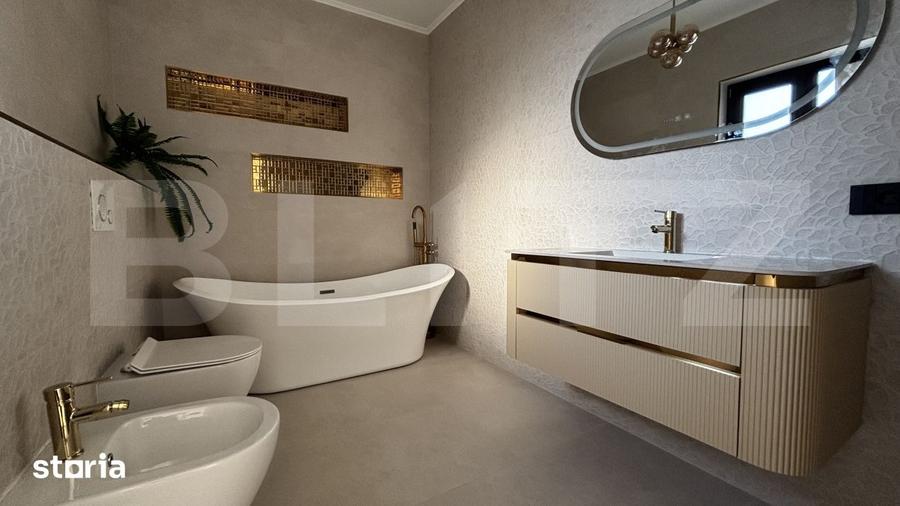 Casă cu 4 camere cu Piscina în Bariera Vâlcii