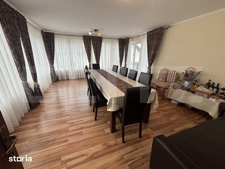 Casă cu 9 camere cu Teren 740 Mp în Central