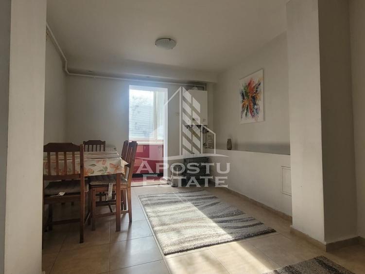 Apartament cu 2 camere decomandat, mobilat în Fabric