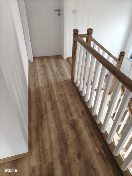 Casă cu 4 camere în Pietrăria