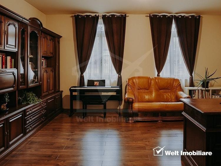 Casă individuală cu 6 camere cu Canalizare în Dâmbul Rotund