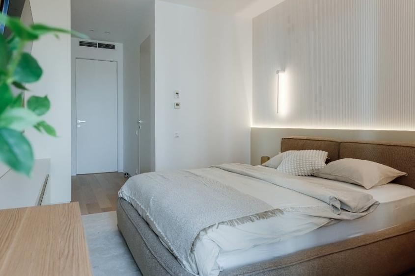 Apartament cu 4 camere decomandat, mobilat în Floreasca