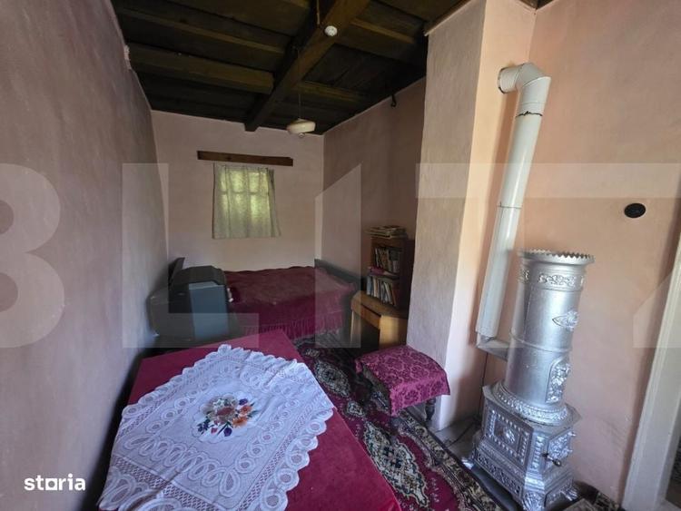 Casă cu 3 camere în Hătuica