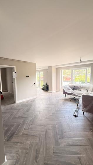 Apartament cu 3 camere decomandat în Orașul Vechi