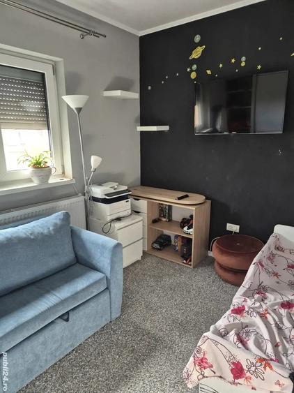 Casă cu 4 camere cu Teren 325 Mp în Dumbrăvița