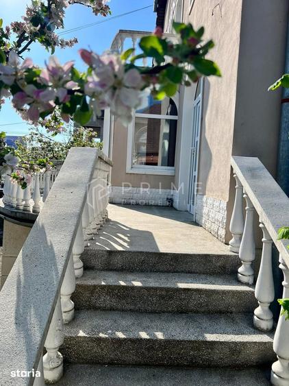 Casă cu 4 camere cu Teren 2000 Mp în Corunca