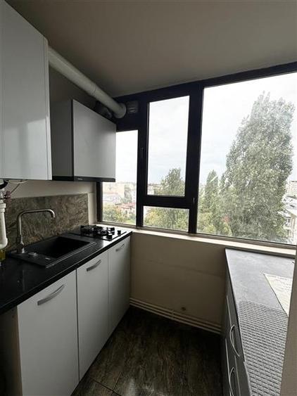 Apartament cu 2 camere decomandat, mobilat în Republica