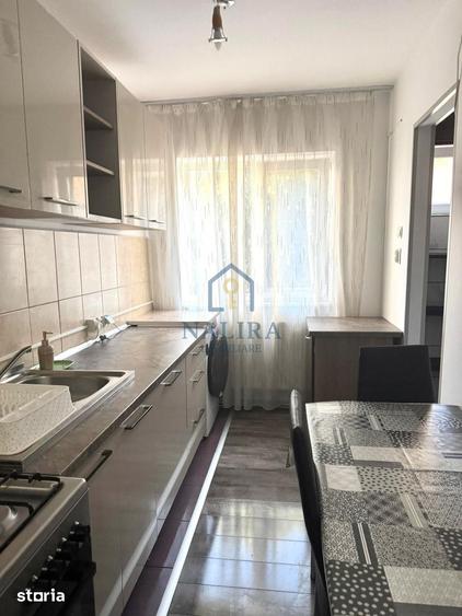 Apartament cu 3 camere în Traian