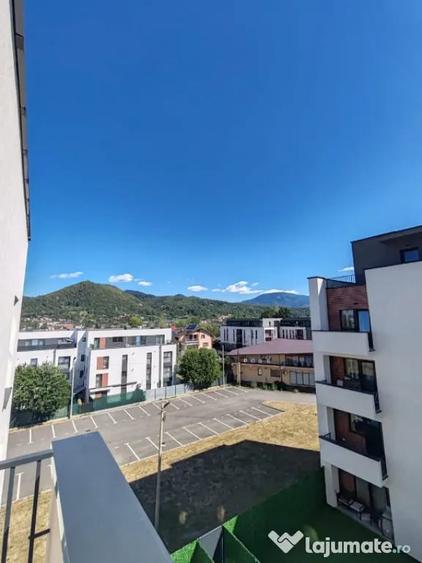 Apartament cu 2 camere semidecomandat în Orașul Vechi