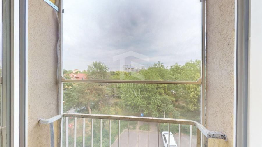Apartament cu 3 camere semidecomandat, mobilat în Basarabia