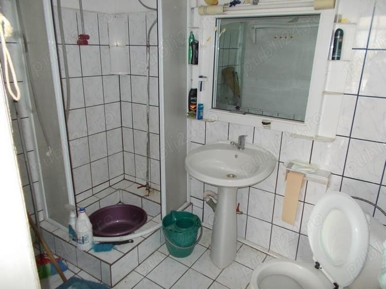 Casă cu 4 camere în Ghirodei