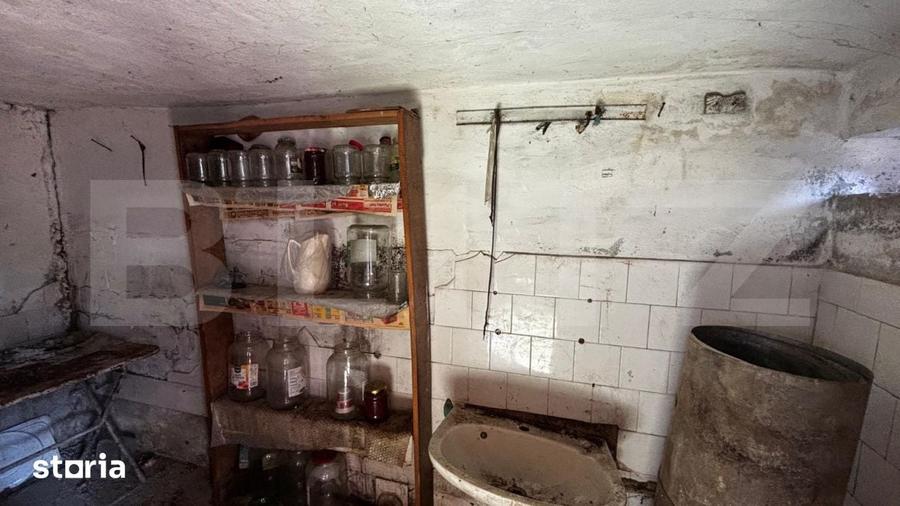Teren intravilan 183 mp, casa veche, toate utilitatile, zona Ambasador - 5