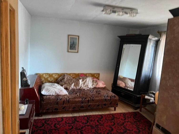 Casă cu 4 camere în Beciu