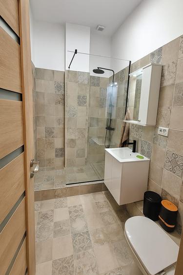 Apartament cu 2 camere semidecomandat în Ultracentral