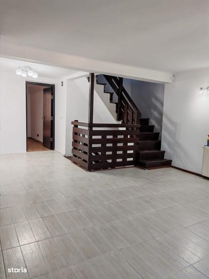 Casă cu 4 camere în Chiajna