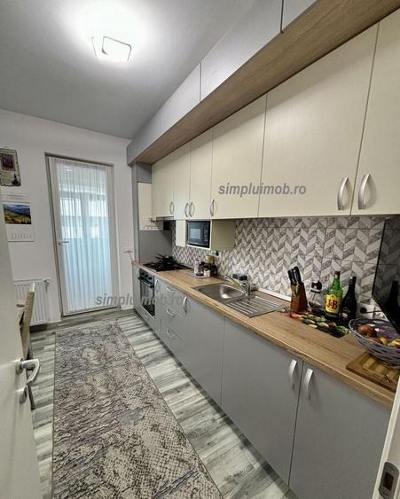 Apartament cu 2 camere decomandat, mobilat în Metalurgiei