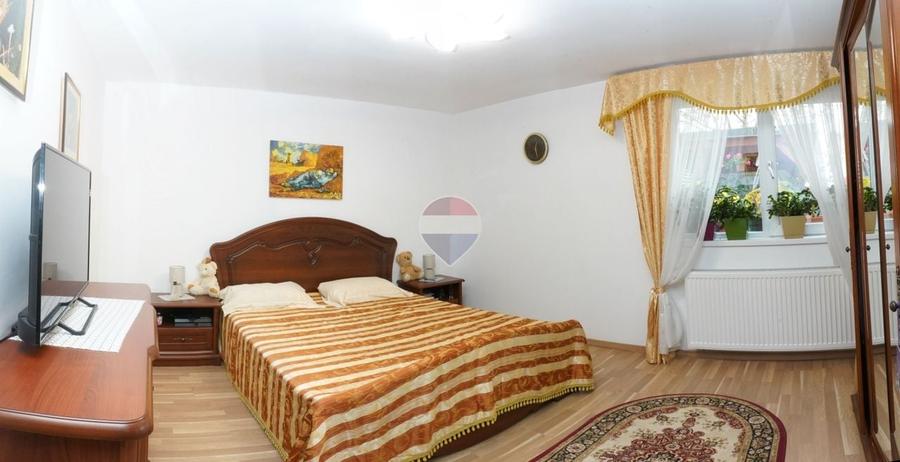 Casă individuală cu 5 camere cu Teren 366 Mp în Tărlungeni