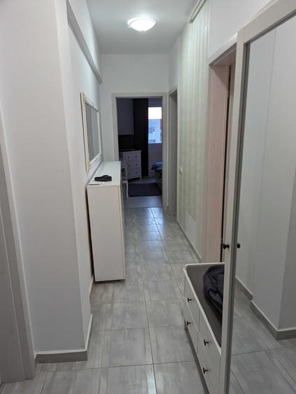 Apartament cu 2 camere decomandat în Păcii