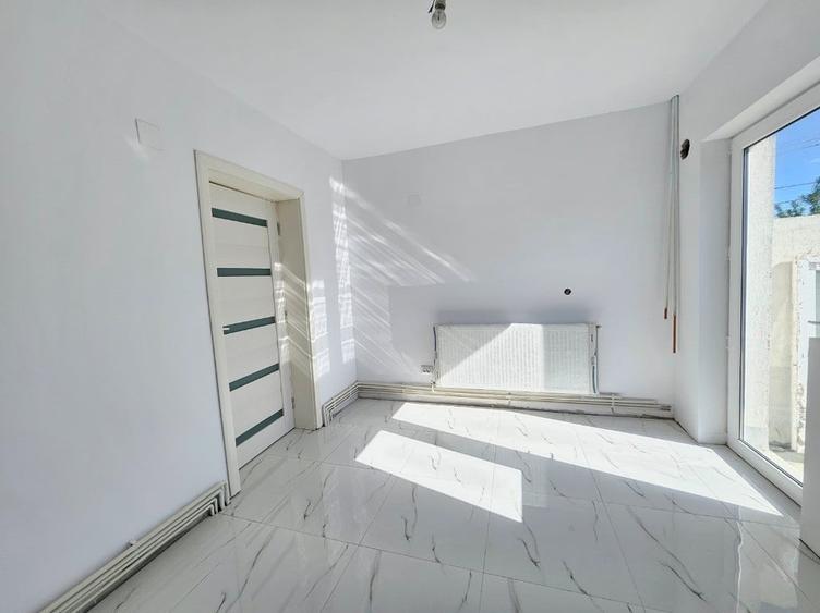 Casă cu 3 camere cu Teren 154 Mp în Central