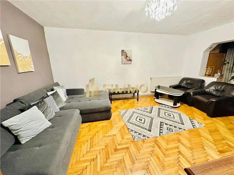 Apartament cu 4 camere decomandat în Obcini