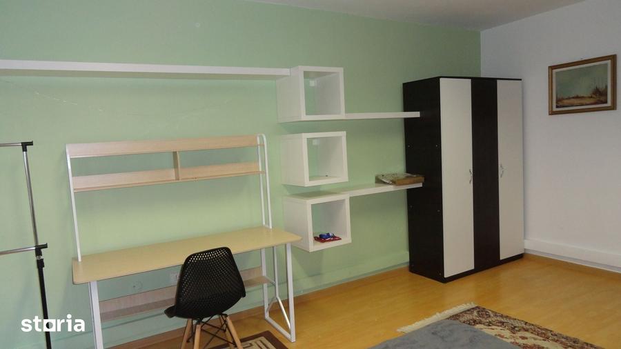 Apartament cu 3 camere în Mărăști