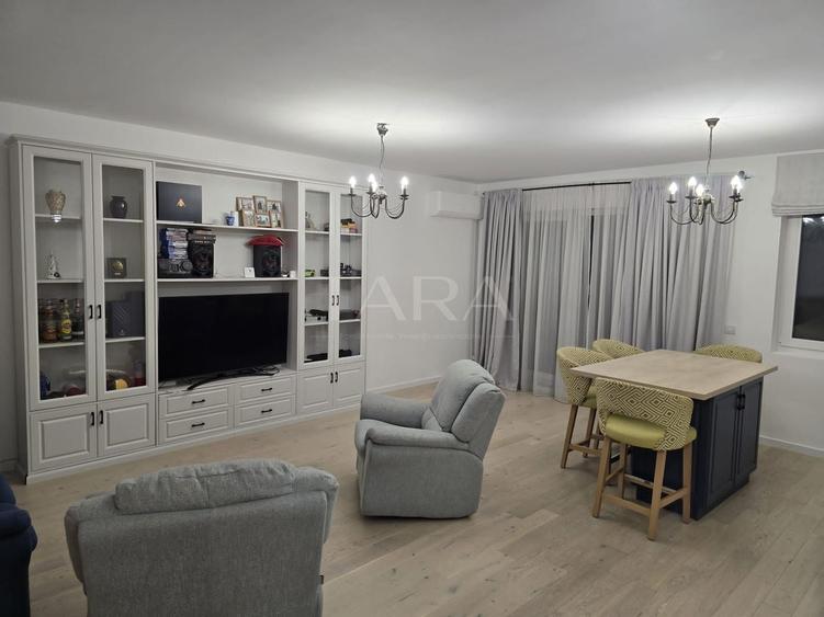 Apartament 2 Camere. Zonă Semicentrală, Vedere Panoramică. - 2