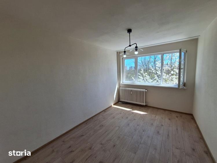 Apartament cu 2 camere semidecomandat, mobilat în Pajura