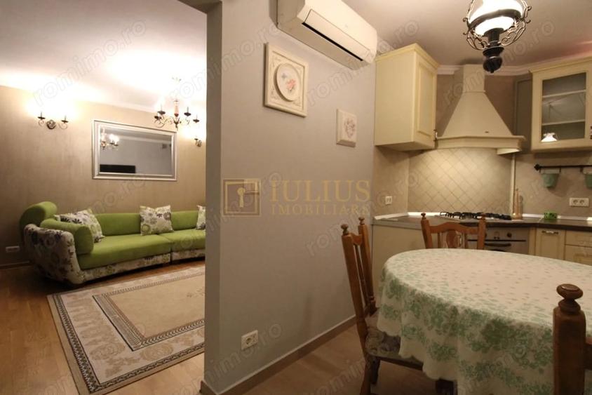 Apartament cu 3 camere decomandat, mobilat în Girocului