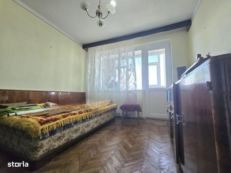 Apartament cu 2 camere semidecomandat în Calea Galați