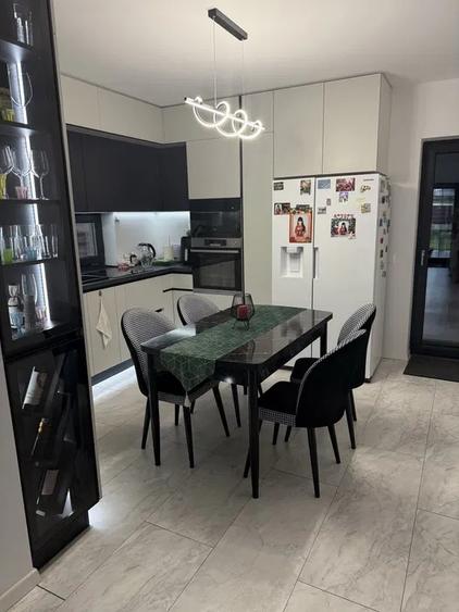 Casă cu 4 camere cu Teren 500 Mp în Tărlungeni