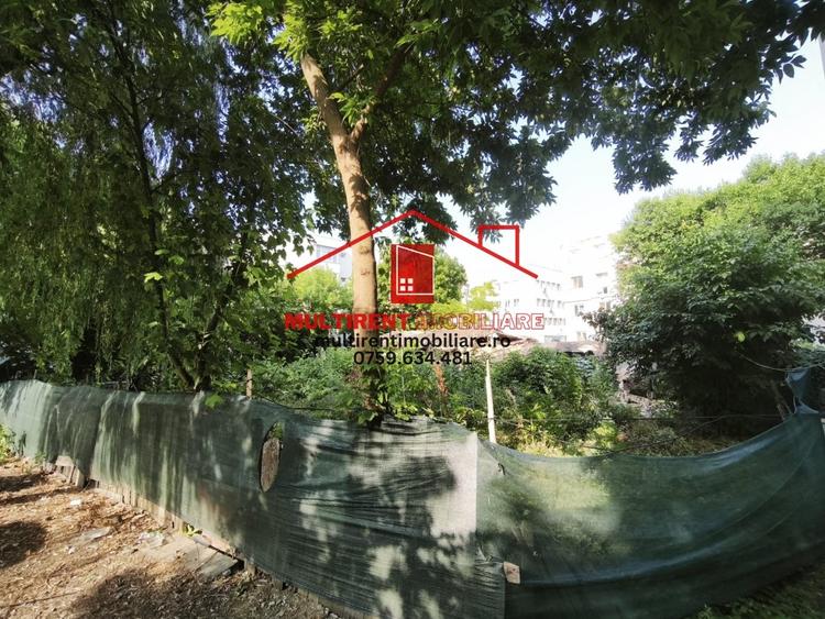 Teren Construcții intravilan de 827 mp, în Vest