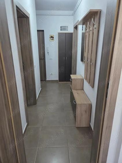 Apartament cu 2 camere semidecomandat în Dacia