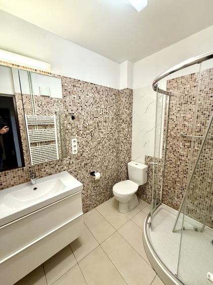 Apartament cu 3 camere decomandat în P-ța Dorobanți