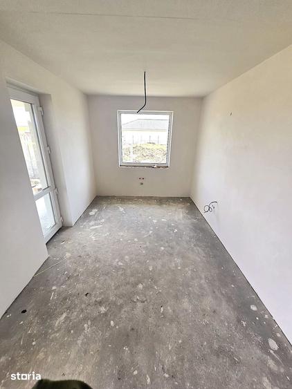 Casă cu 4 camere cu Teren 720 Mp în Nord