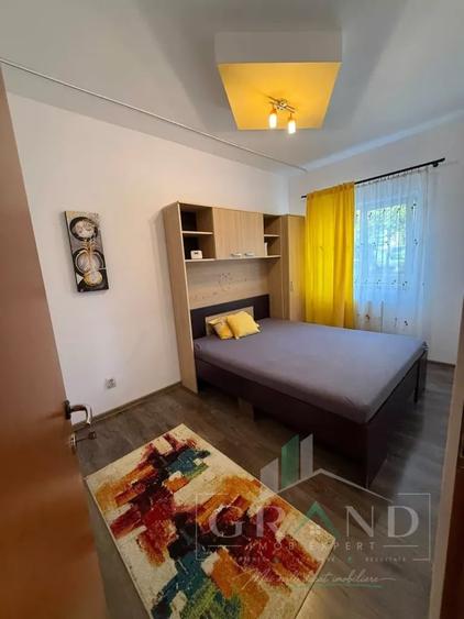 Apartament cu 3 camere semidecomandat, mobilat în Baciu