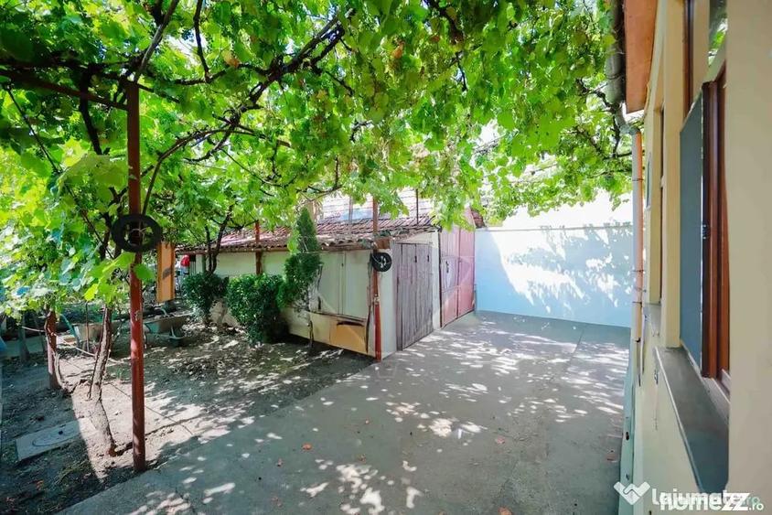 Casă cu 3 camere cu Teren 250 Mp în Lotus
