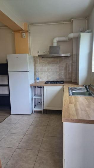 Apartament cu 2 camere, mobilat în Militari