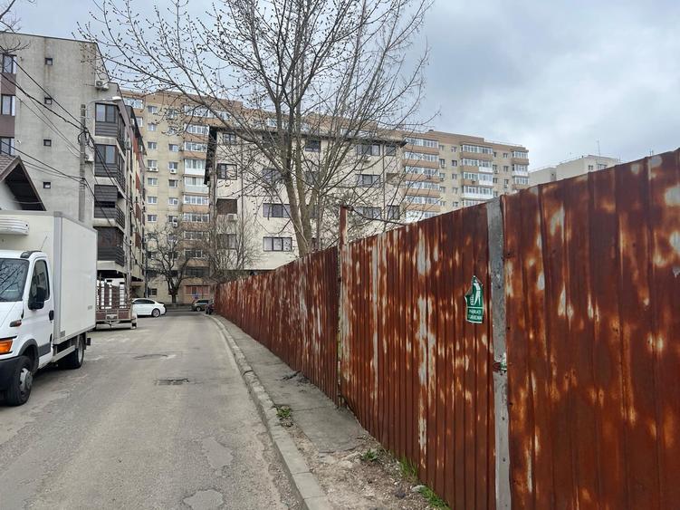 Teren Construcții intravilan de 1462 mp, în Balta Albă